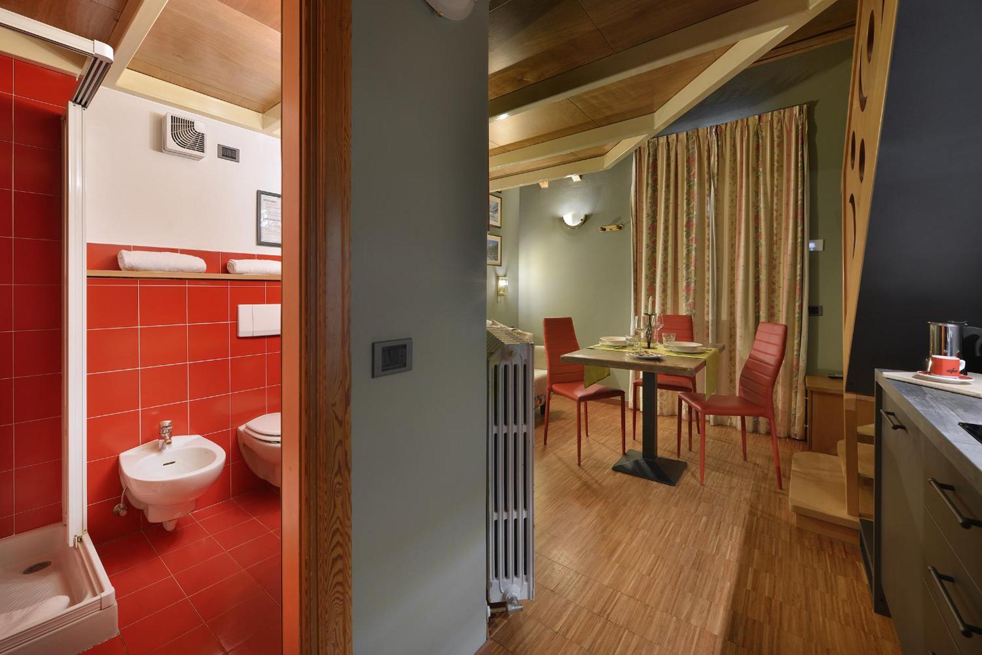 Cronox Mini Apartments Livigno Eksteriør bilde